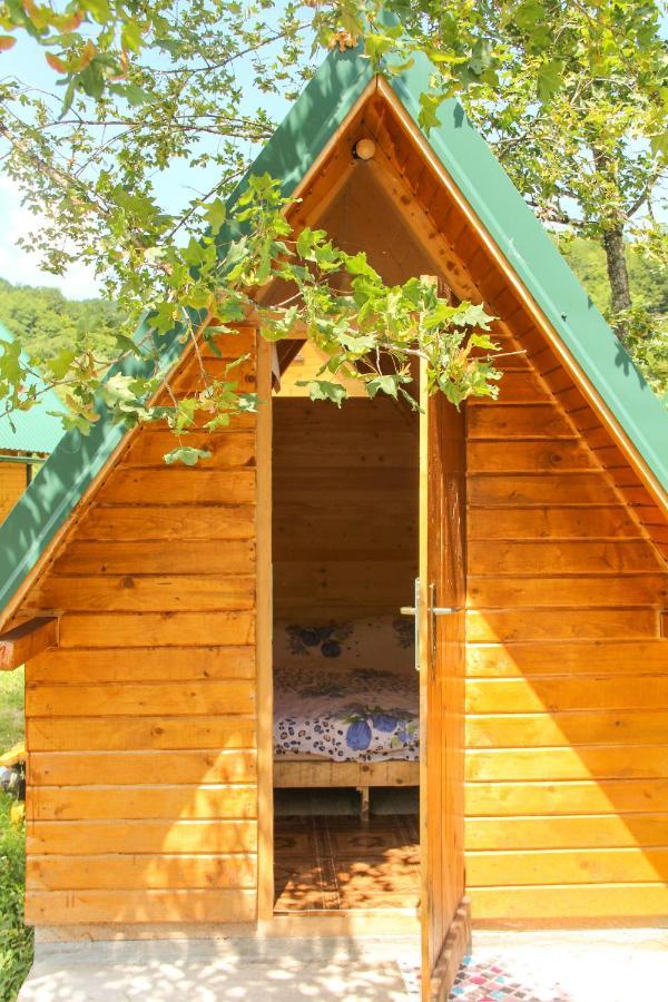 Camp Sutjeska * Tjentiste