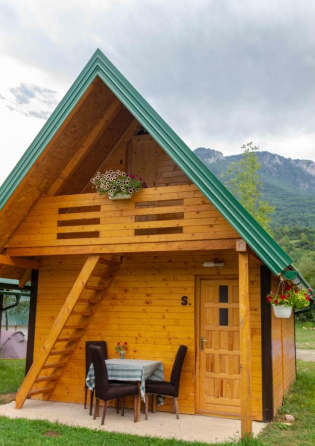 Camp Sutjeska Kemping *